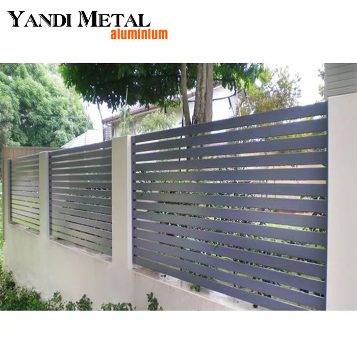 تقوم شركة Yandi Aluminium Pop بتصميم أسوار الألمنيوم المزخرفة وأسوار الحدائق المصنوعة من الألومنيوم المزخرف